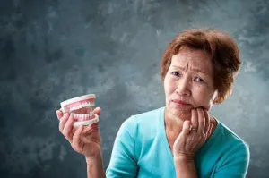5 Long-term Challenges of Wearing Dentures