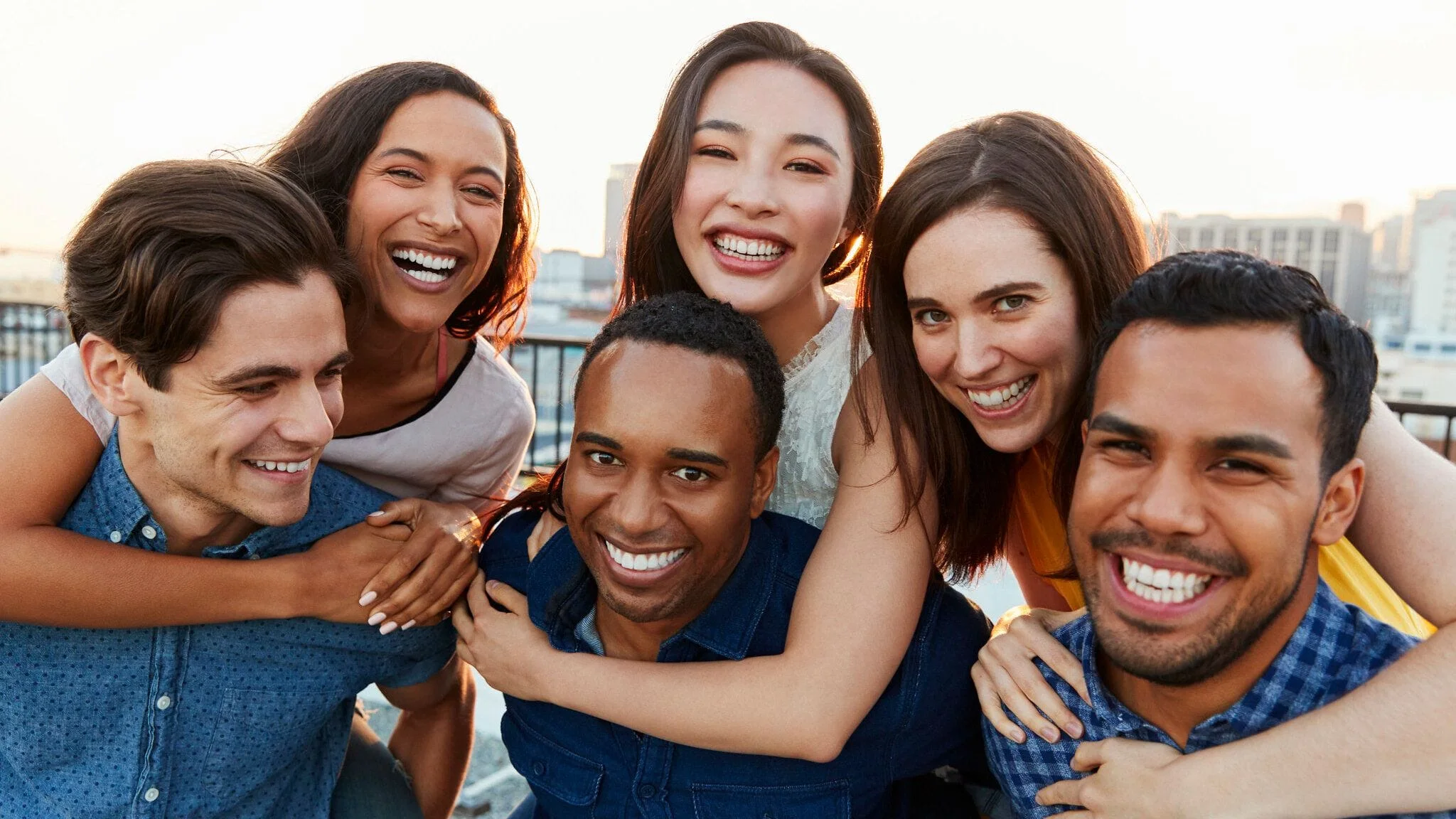 Oral_Surgeon_Clarksville_TN_Group_of_People_Laughing